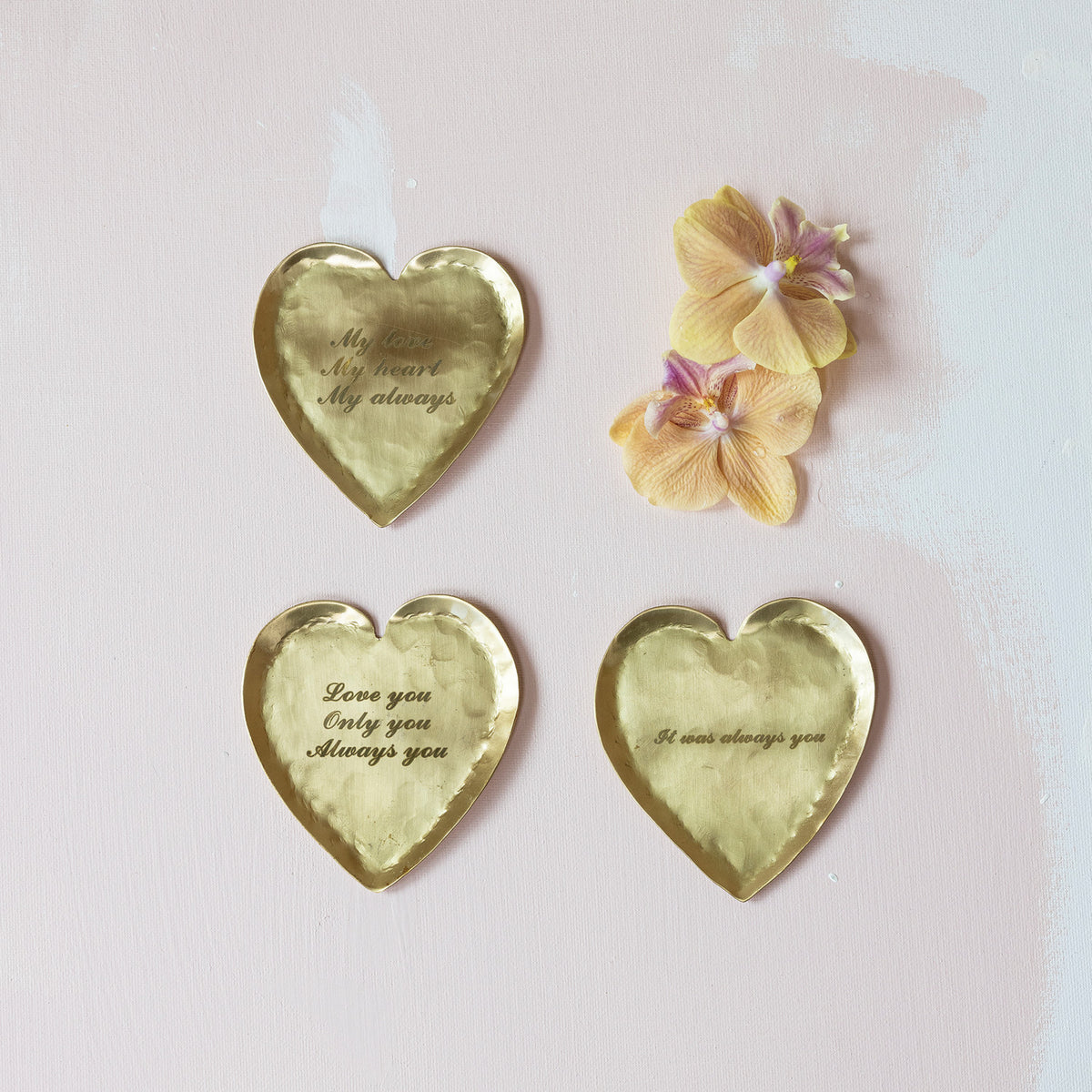 Corazón bronce frases